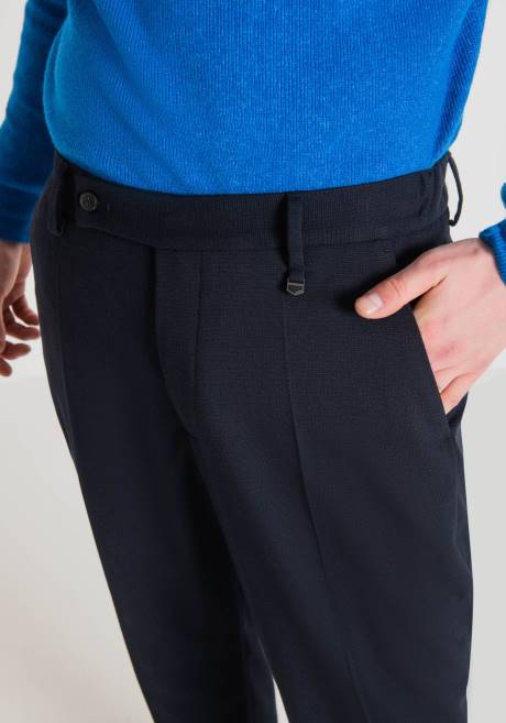 Pantalon Phil Regular Fit Droit en tissu dobby élastique en viscose mélangée Antony Morato encre bleue Hommes vêtements 4B4P253