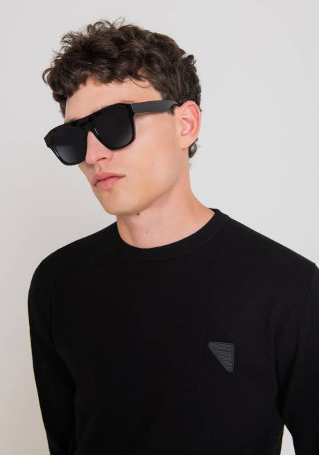 pull coupe slim à col rond en fil de viscose rasé stretch avec patch logo Antony Morato noir Hommes vêtements 4B4P97